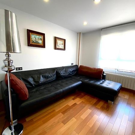 Grand Plaza Vega Apartment Burgos Ngoại thất bức ảnh