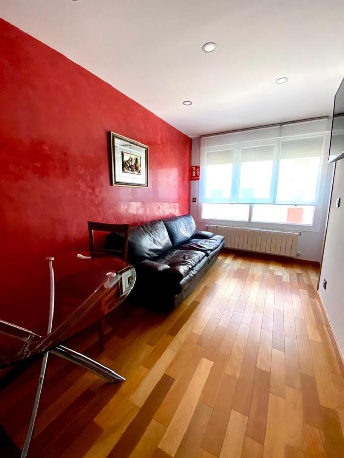 Grand Plaza Vega Apartment Burgos Ngoại thất bức ảnh