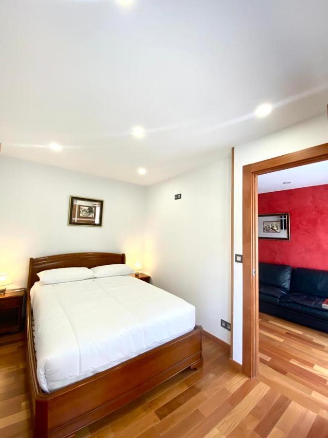 Grand Plaza Vega Apartment Burgos Ngoại thất bức ảnh